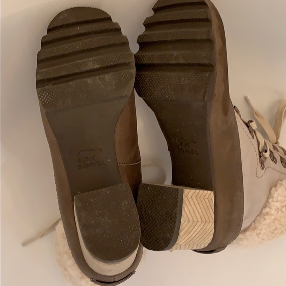 Sorel Boots Size 7.5. Lace up sheering Boots - Picture 5 of 7